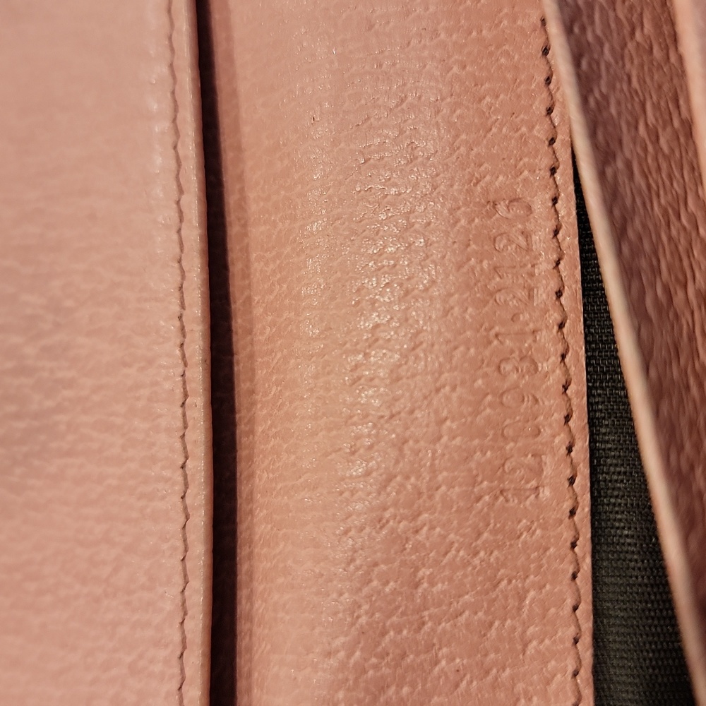 Authentic Gucci leather wallet - Picture 11 of 12